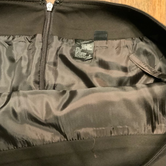 Women's Beige Short Sleeve Jacket and Skirt - Picture 5 of 8